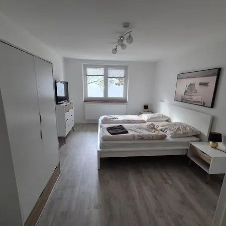 Appartement Schoene In Landsberg (Saxony-Anhalt)
