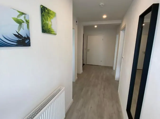 شقة Schoene In Landsberg (Saxony-Anhalt)